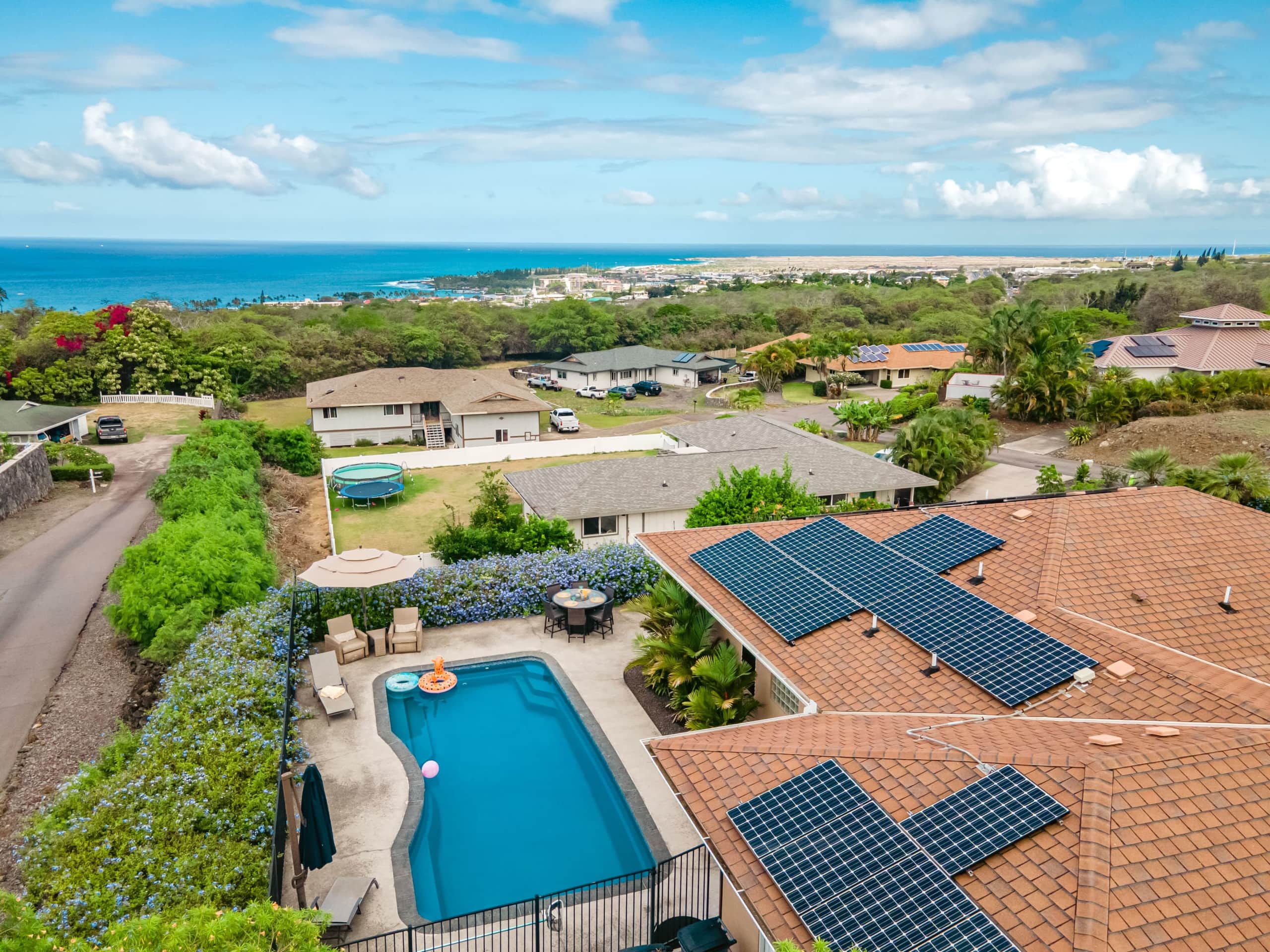 Home in Kailua-Kona · ★4.97 · 3 bedrooms · 6 beds · 2 baths - Image 97