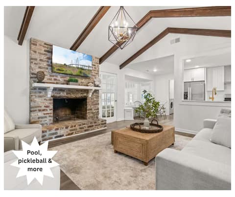 Spacious Retreat with Pool
