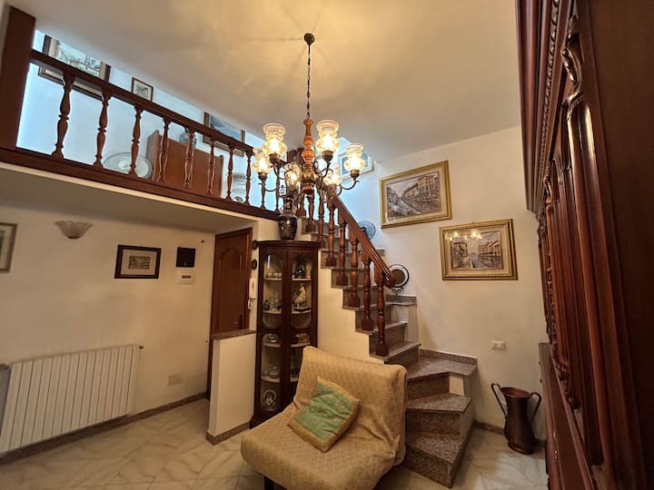 Dora Apartment Central Location Near Best Beaches - Cinque Terre
