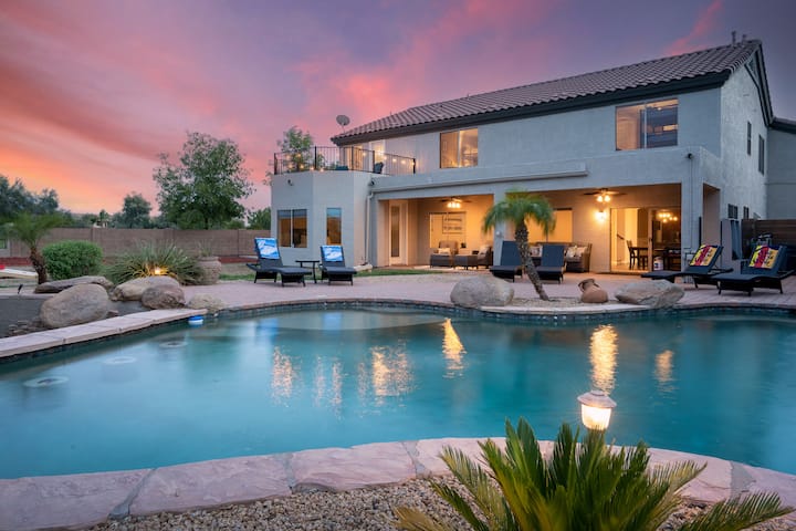 Expansive Mesa Retreat W/ Private Outdoor Pool! - Apache Junction, AZ