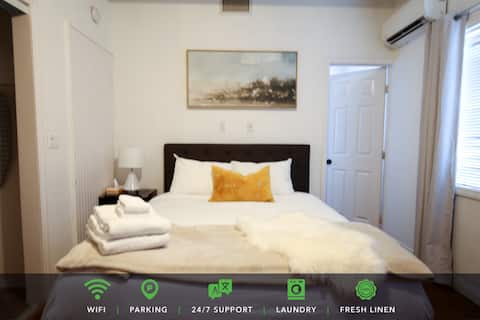 Adorable Studio • Pet-friendly