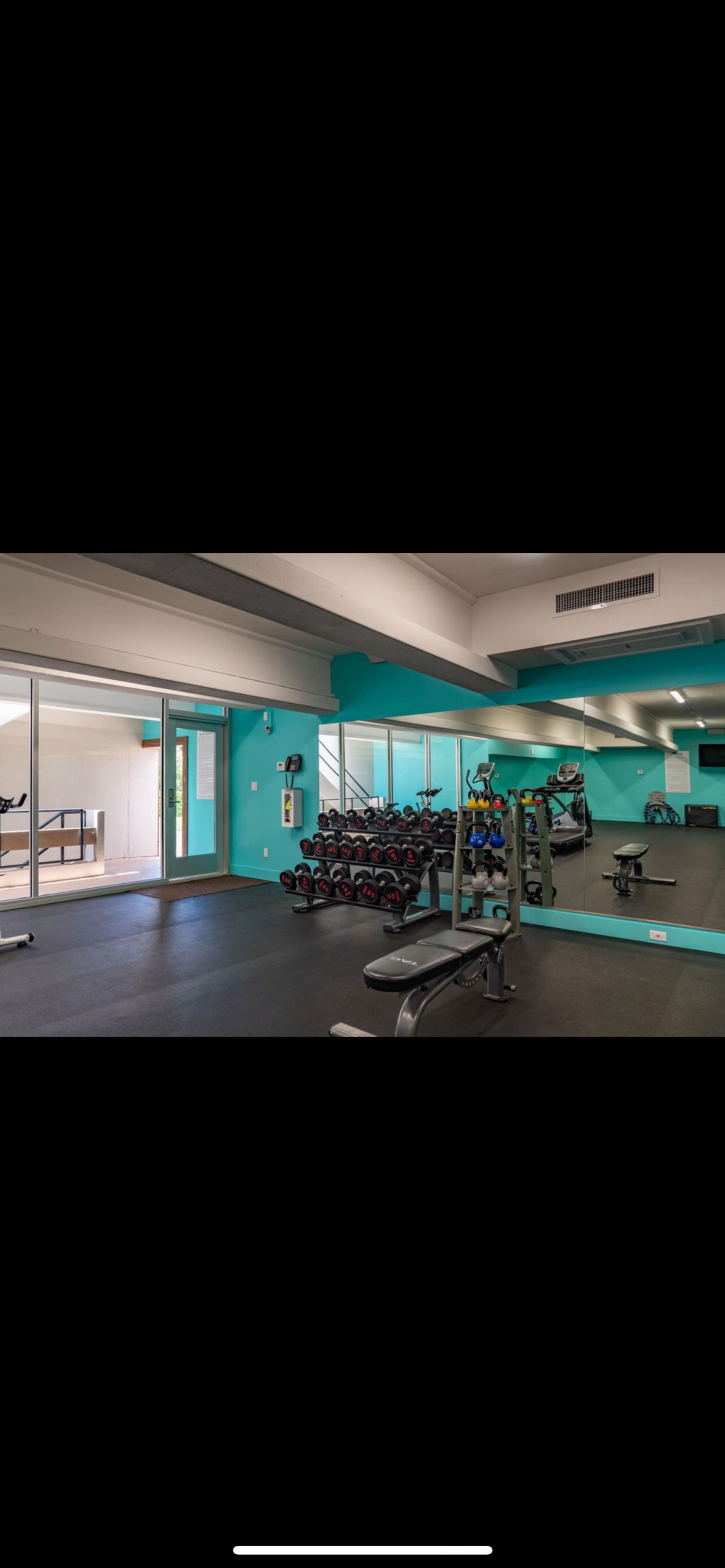 Resort in Lahaina · ★5.0 · Studio · 2 beds · 1 private bath - Image 10