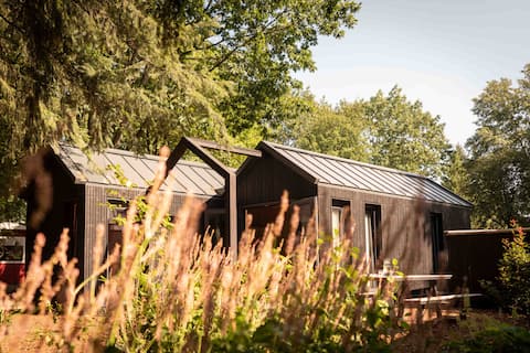 Top performing Airbnb: Hytte | Tiny house with sunny forest garden in Burgerenk