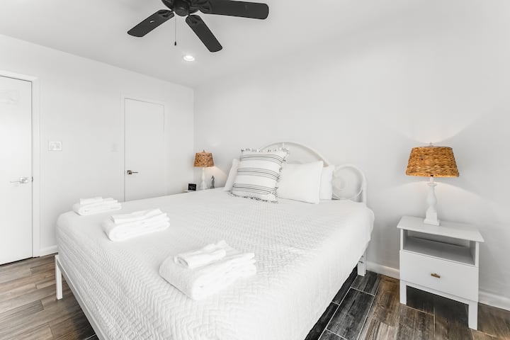 Главна спална соба на 2 кат. 