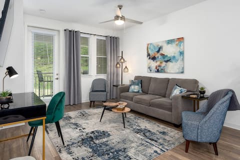 Luxury 1 BR apt in new community - Oak Mt Park