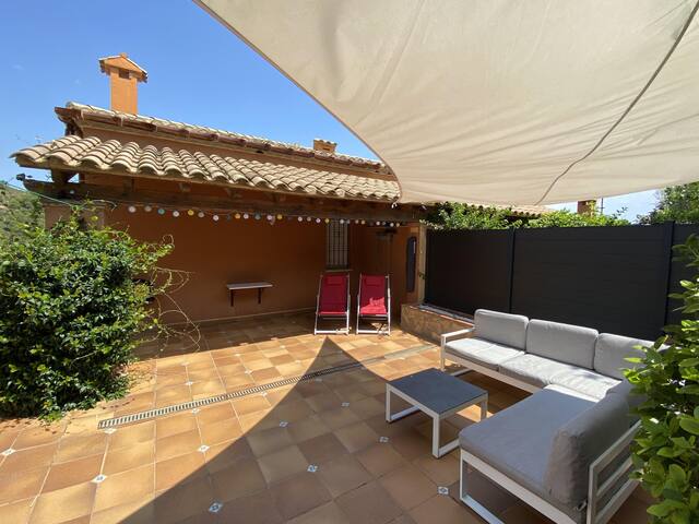 Semidetached house with sea views and communal poo gallery image 2