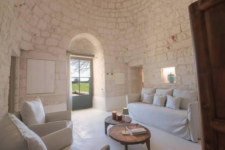 TD I Coni di Pinurè Trulli with Scenic Valley View gallery image 4