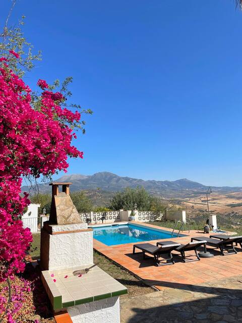 Villa Casa del Barco with pool and stunning views