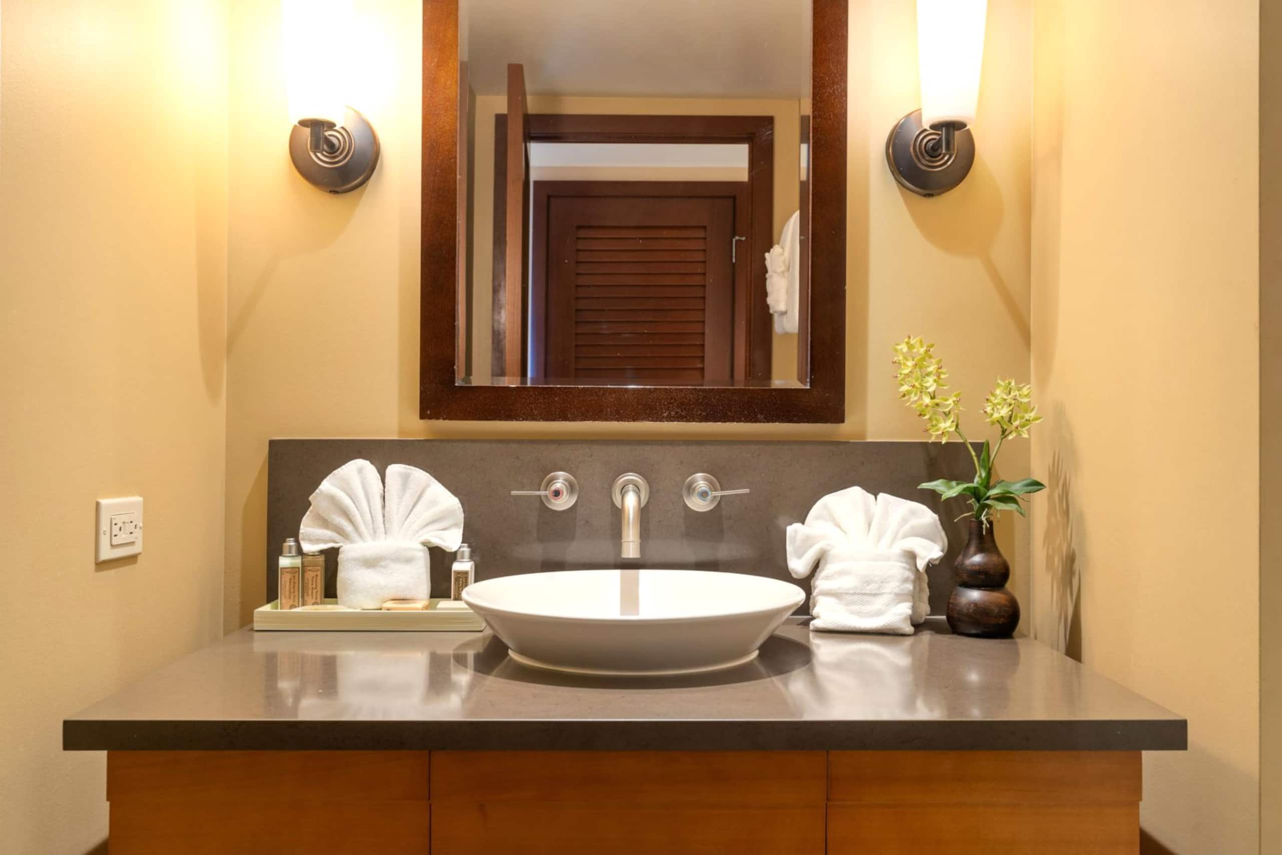 Condo in Kapolei · ★4.89 · 2 bedrooms · 3 beds · 2 private baths - Image 45