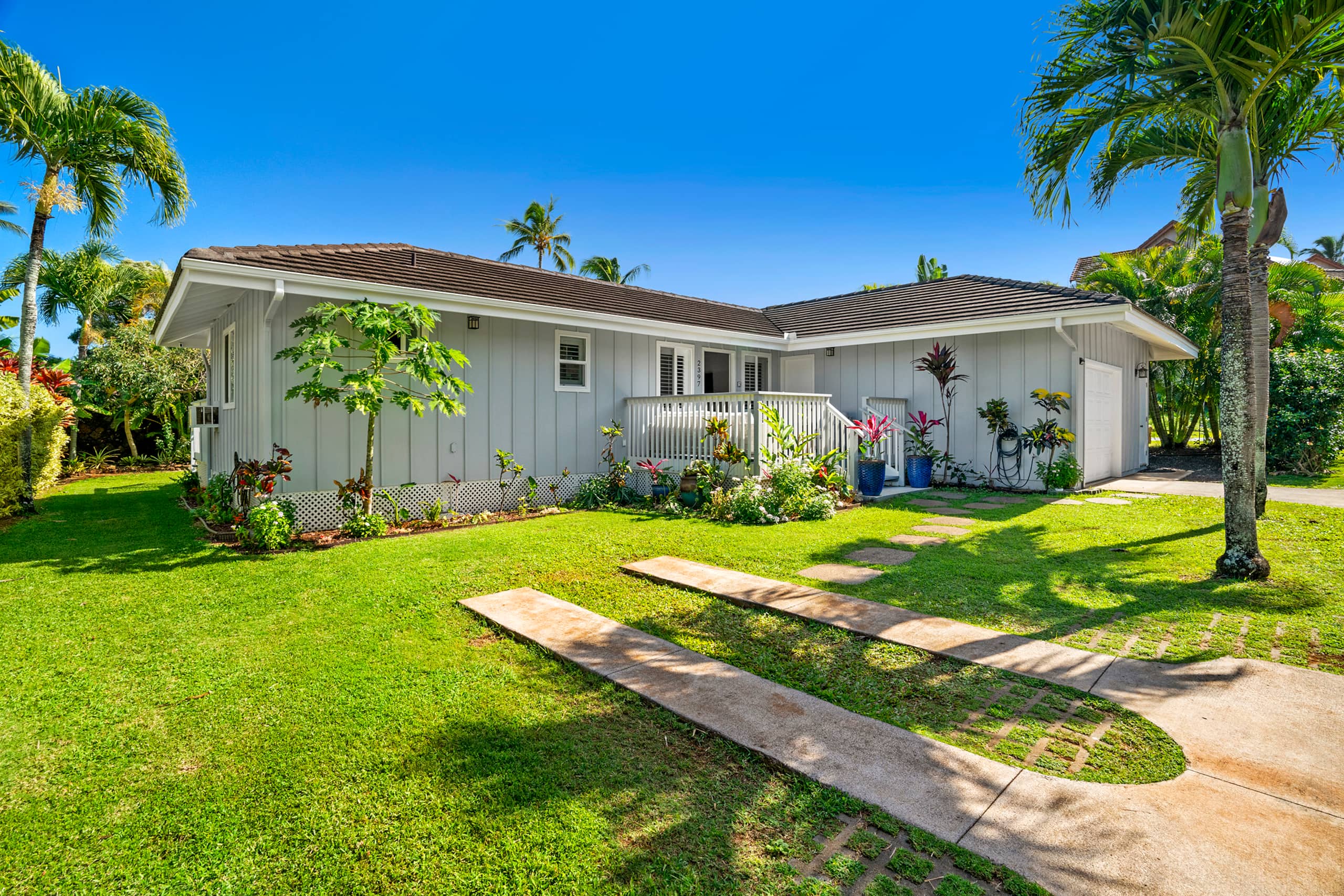 Sugar Cottage by Alekona Kauai 2BR Cottage w AC - Photo 14