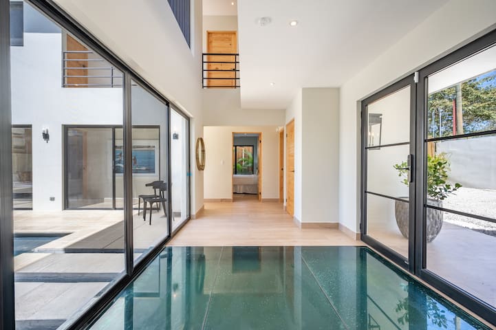 Vie-La Vacation Rentals managed Airbnb listing 3