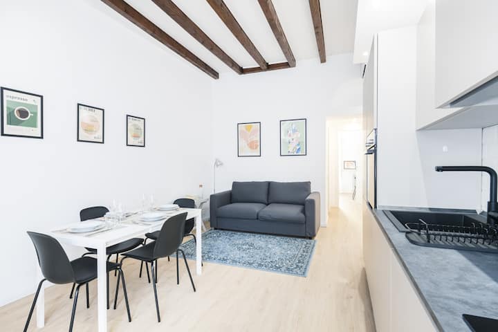 Easylife - Milano - Pilo 10 - Porta Venezia - Milán