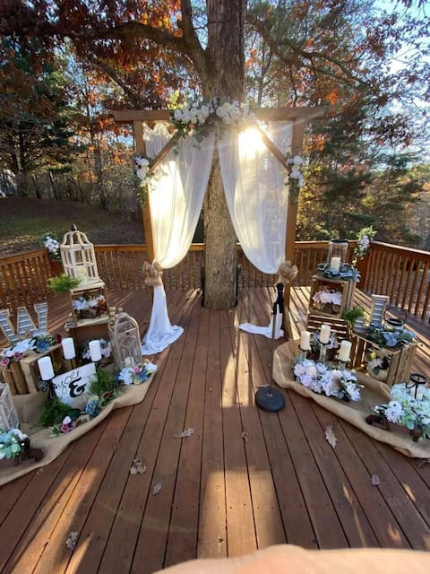 Private TN Mountain Venue for 38 Guests