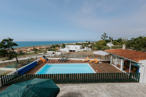 Casa das Camarinhas (House of the Little Dressing Rooms)