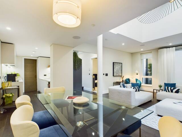 Luxurious Duplex Apartment in Holborn gallery image 5