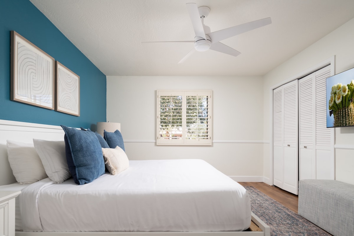 Dormitorio 3 - Cama tamaño king y TV