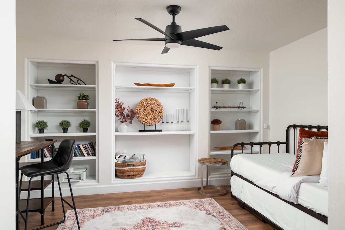 Habitación fuera de la sala de estar - Cama doble sobre cama nido individual