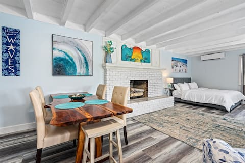 Pool Oasis w/ Guest Cottage 2 Blocks from Beach