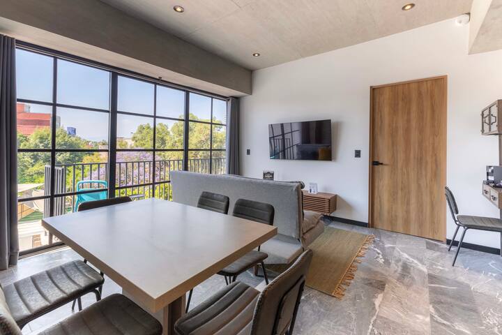 Capitalia | Park Condesa w/ Balcony Views gallery image 4