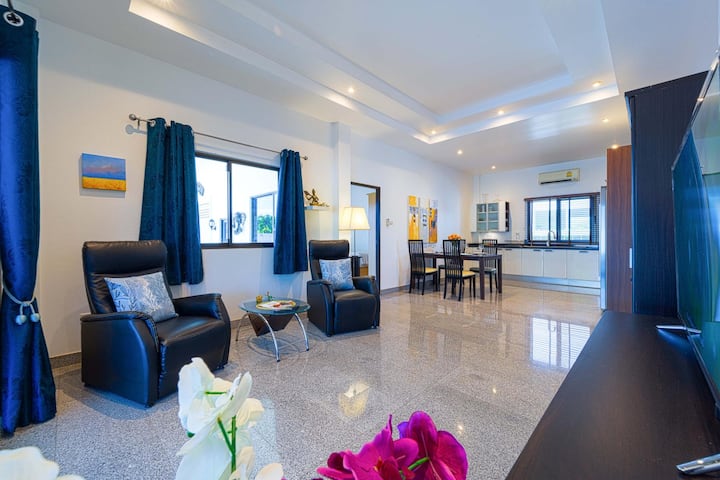 Private 3 Bedroom Pool Villa (Pv7) - Thailand