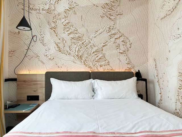 Nonanteneuf Appart-Hōtel managed Airbnb listing 2