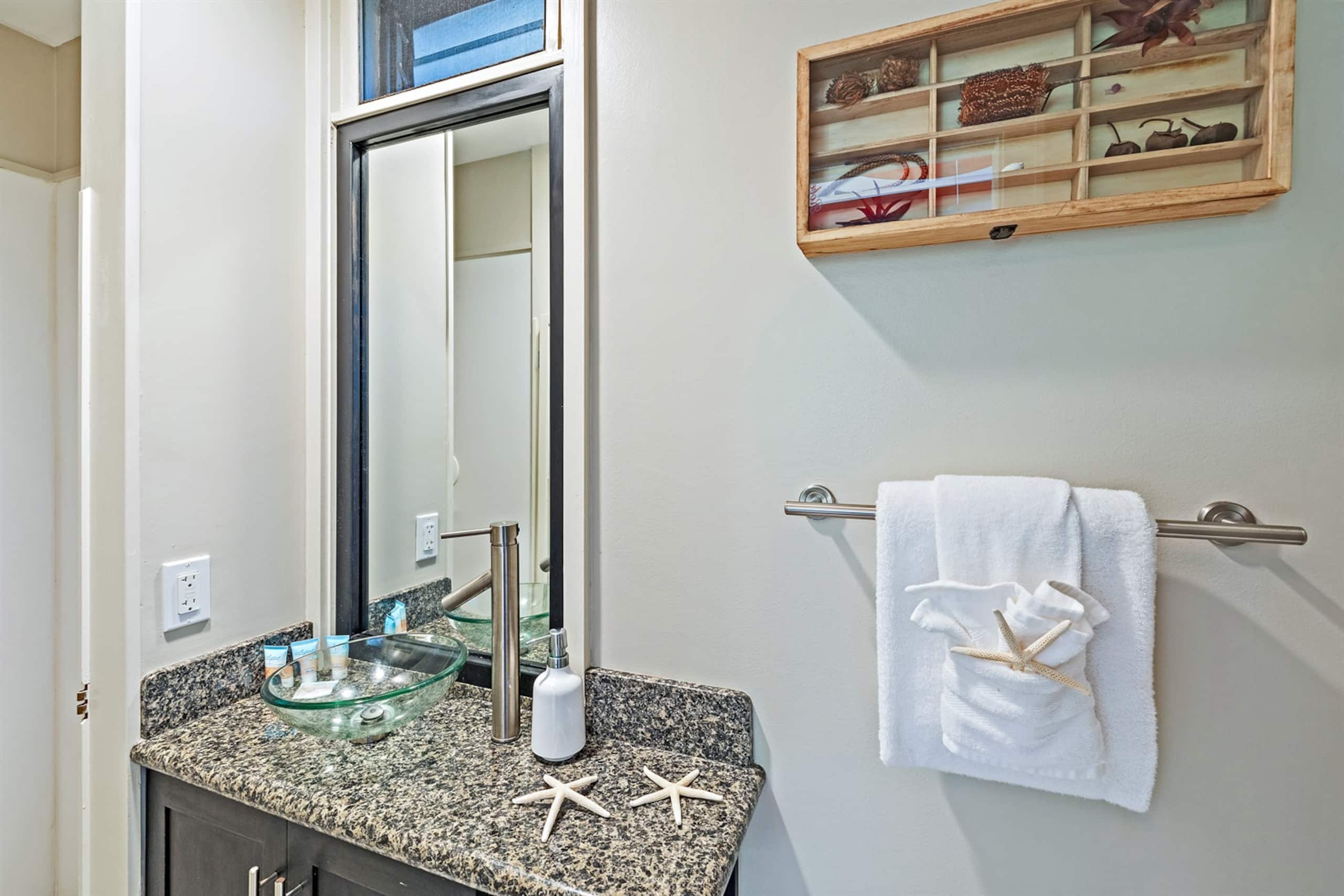 Condo in Lahaina · ★5.0 · 1 bedroom · 2 beds · 2 private baths - Image 28