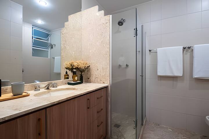 Ipanema | 3 Quartos, Espaçoso e com Acesso à praia gallery image 5