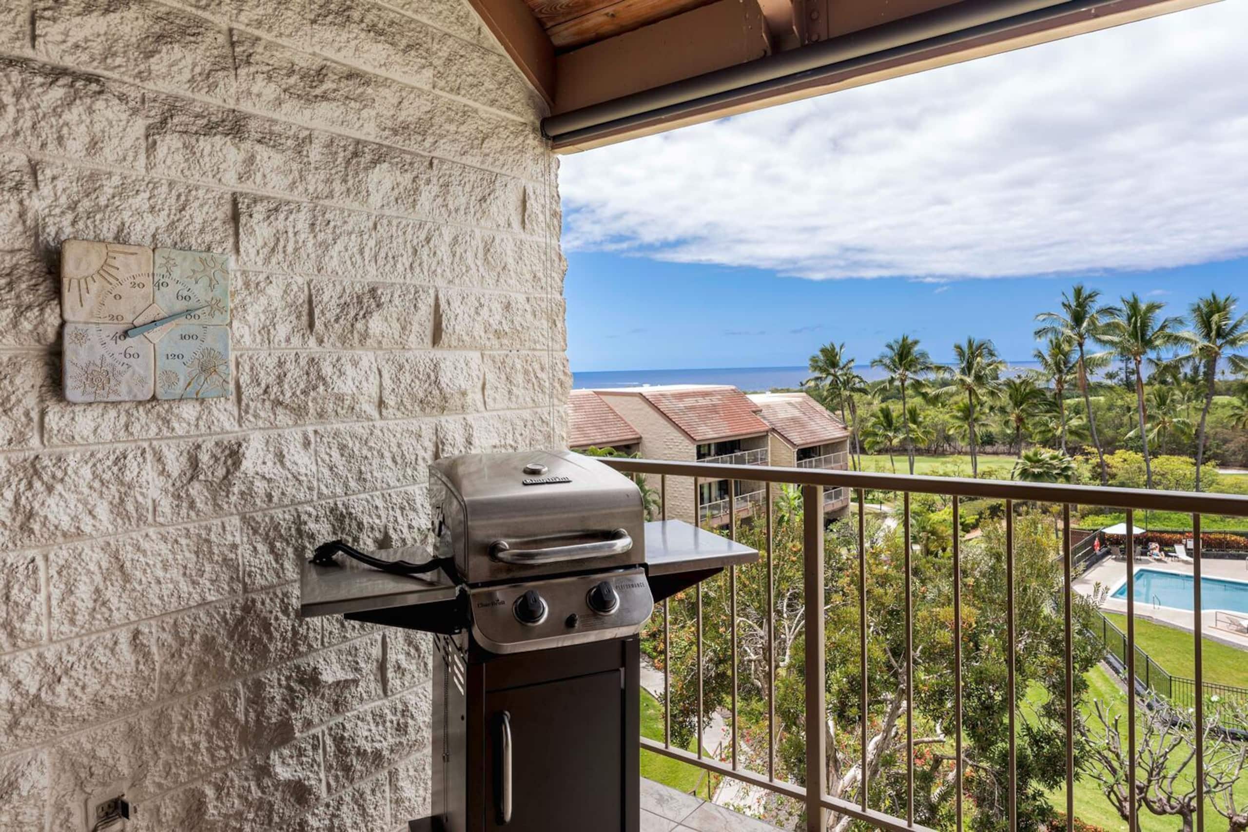 Condo in Kailua-Kona · ★4.79 · 3 bedrooms · 4 beds · 3 private baths - Image 30