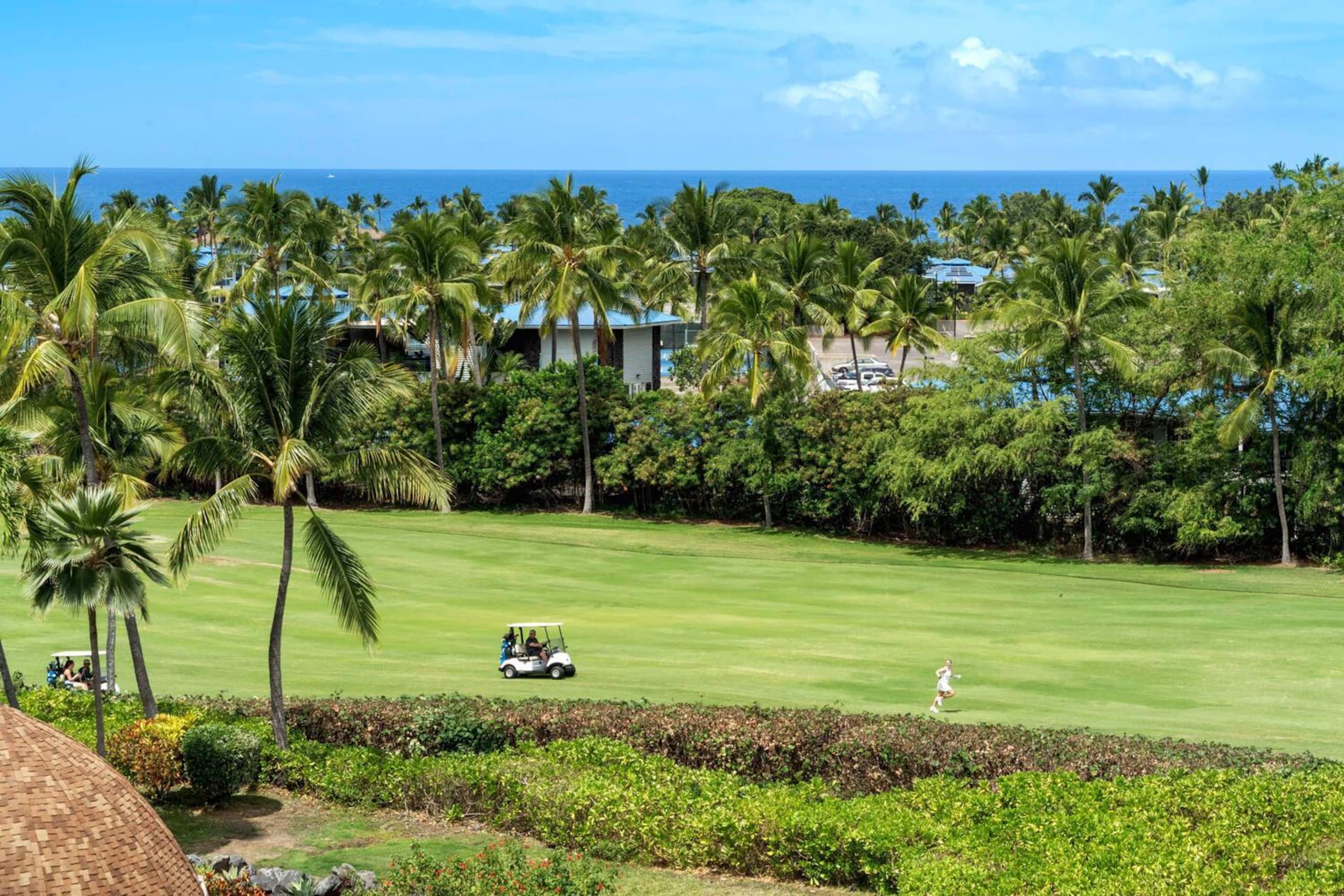 Condo in Kailua-Kona · ★4.79 · 3 bedrooms · 4 beds · 3 private baths - Image 40