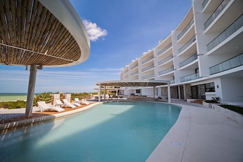 SIELA Oceanfront Luxury 4 BR Villa