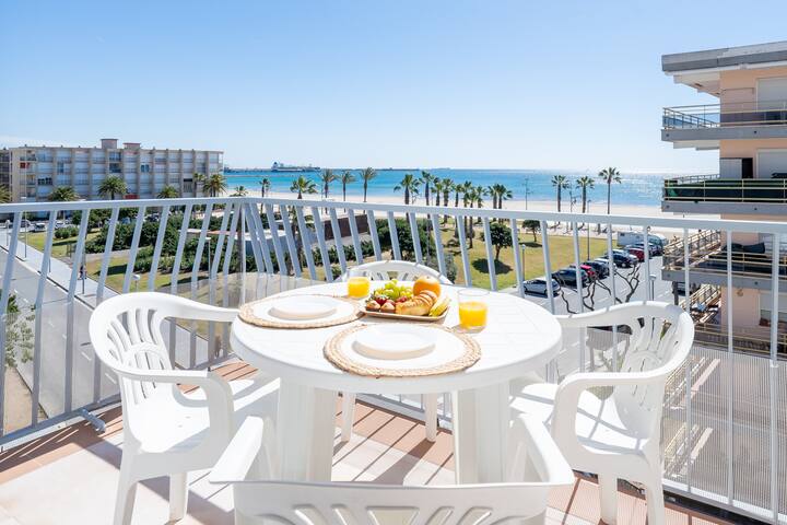 Planet Costa Dorada managed Airbnb listing 2