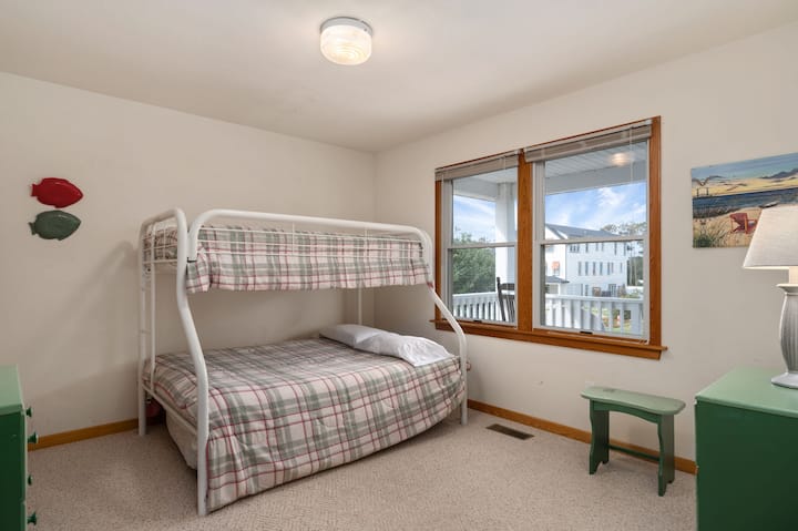 WH567: Sunshine Daydream | ML Slaapkamer 4- Pyramid Bunk with Trundle