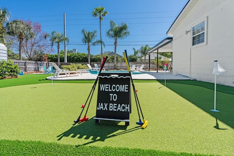 Top performing Airbnb: Heated Pool & Putting Green! Ocean Oasis Jax Beach in Jacksonville Beach