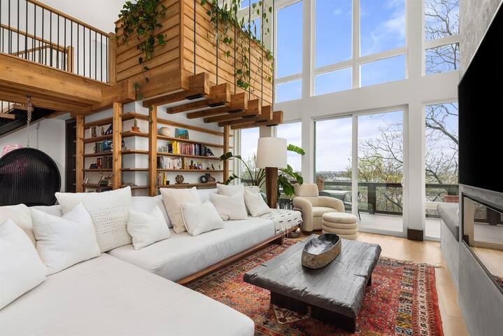 The Aerial Nashville – Rooftop Pool gallery image 4