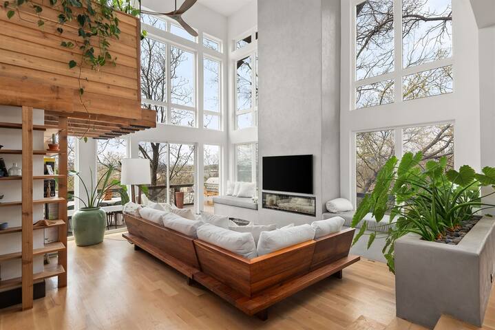 The Aerial Nashville – Rooftop Pool gallery image 2