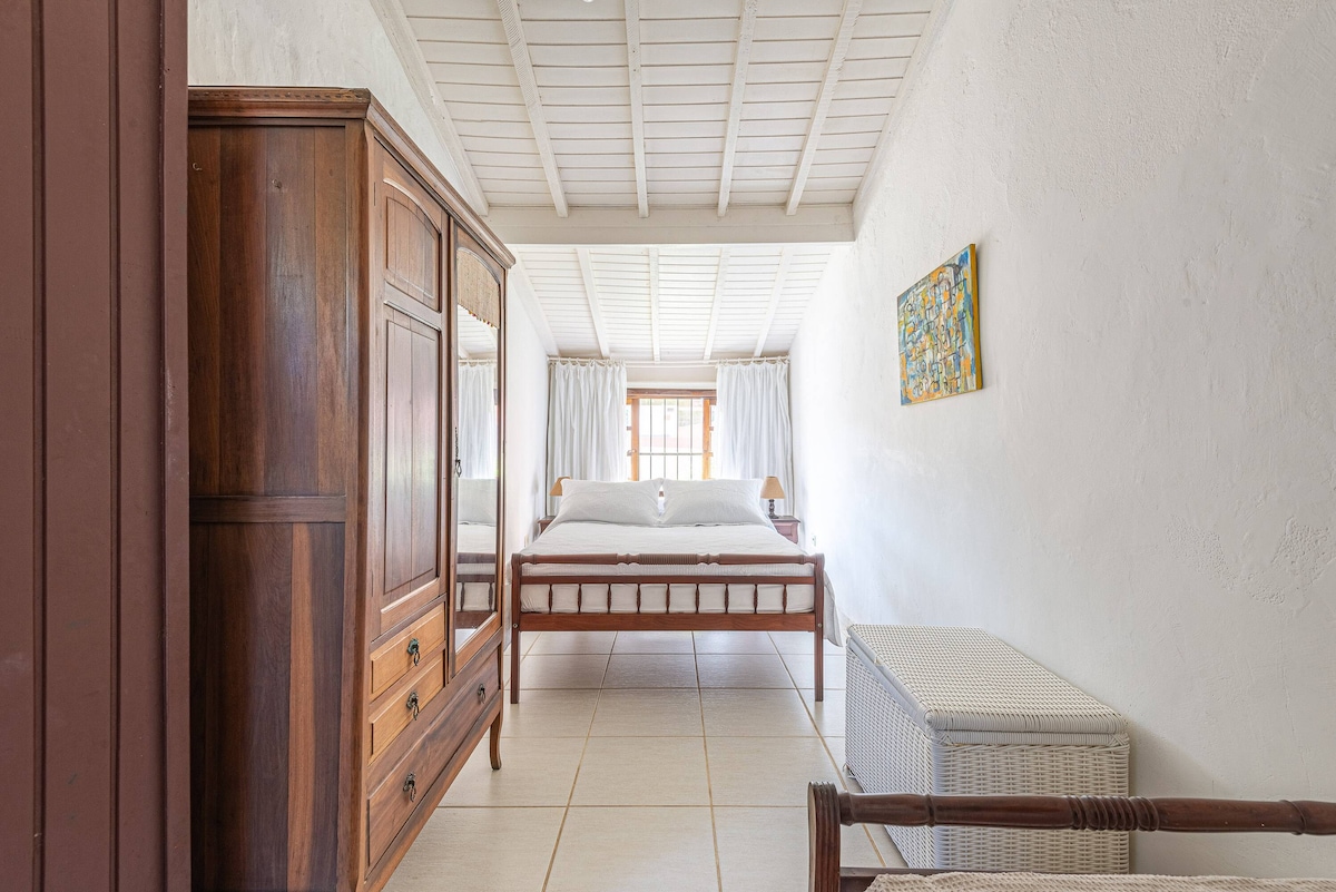 סוויטה מס '1  עם מיטה זוגית ומיטת יחיד