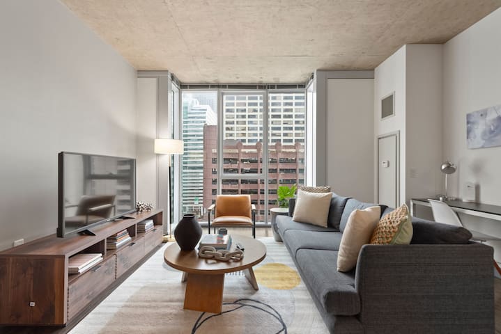 3 Central Apartments Ideal for Groups