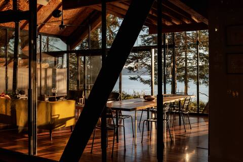 La Conner Glass Cabin by Boutique