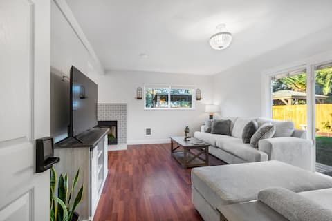 Pet Friendly, Centrally Located w/ Shared Gym