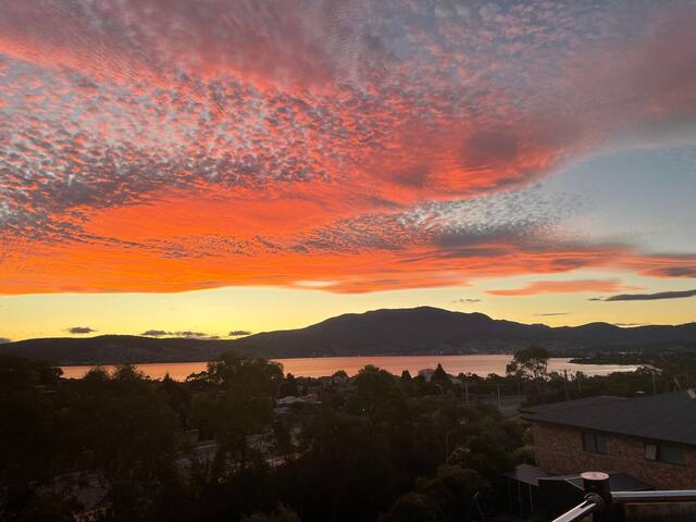 4-Bedroom Two-Storey House With Views, Near Beach gallery image 5