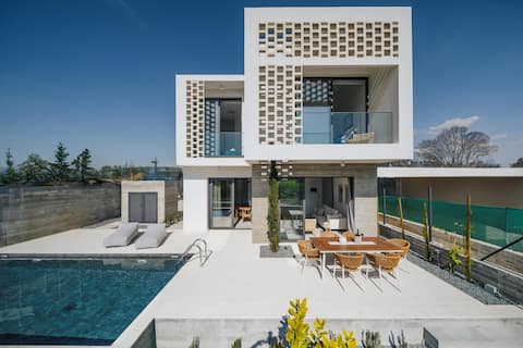 Oasis Villa 6