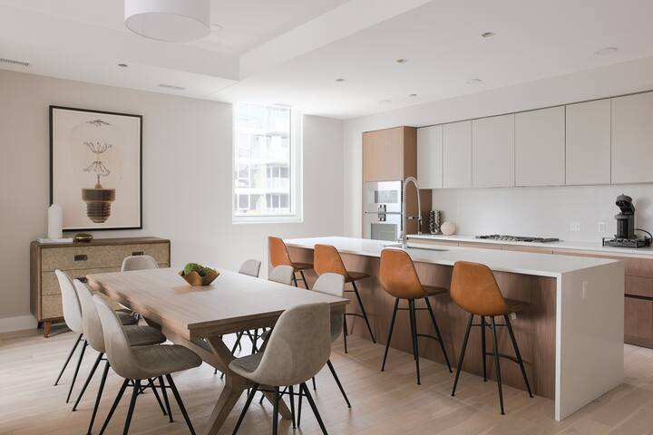 Luxury Loft Collection 902 – Terrace – River North gallery image 3