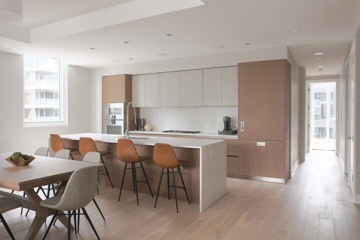 Luxury Loft Collection 902 – Terrace – River North gallery image 2