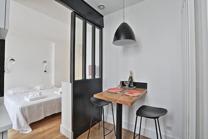 Downtown Saint Jean de Luz Beautiful studio - Flats for Rent in Saint-Jean -de-Luz, Aquitaine, France - Airbnb