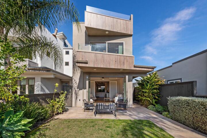 Perfect for Families | Upgraded Beach Home | AC gallery image 4