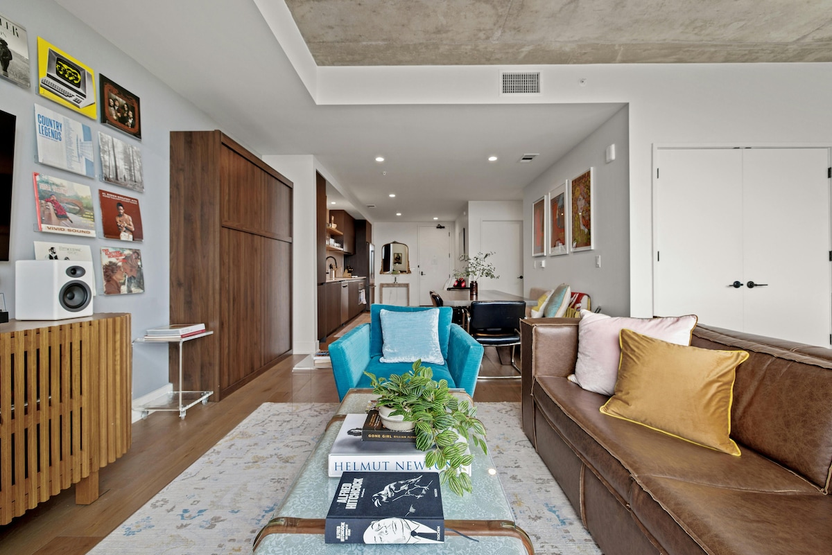 Search Over | Chic Escape | Skyline Pool Paradise