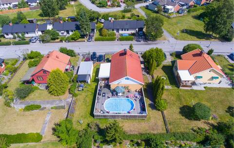 Gorgeous home in Västervik with WiFi