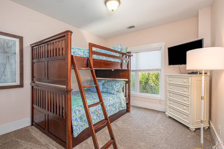 Два душека во целосна големина.