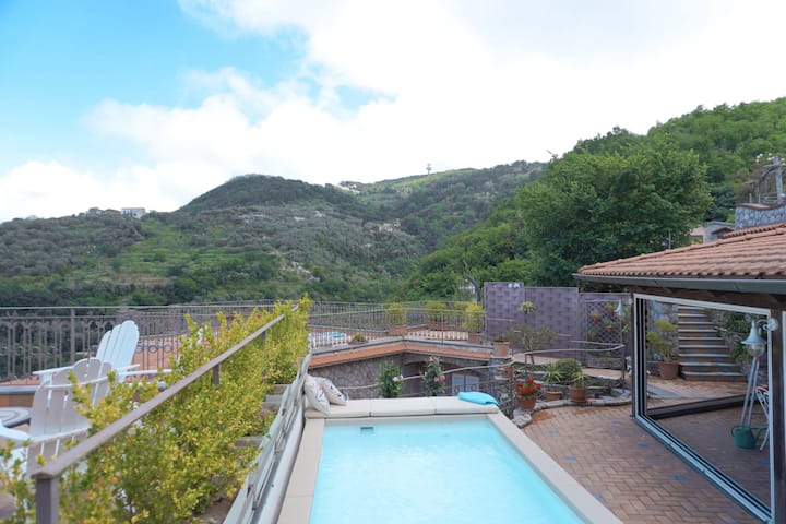 Amore Rentals - Villa Grazielluccia With Sea View - Sorrento