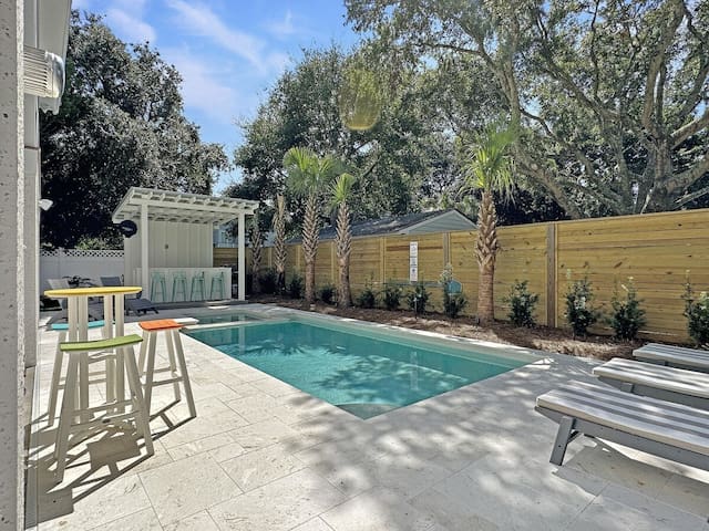 IOP Escapes managed Airbnb listing 3